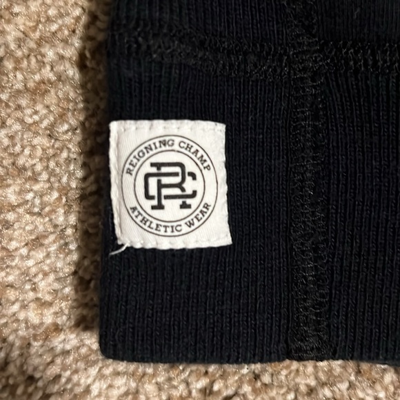 Reigning Champ Midweight Terry Crewneck, Black - Picture 8 of 8
